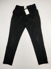 Buy online pre-used pre-loved 100% authentic & Original branded Dri Fit (BB-1327) available in Pakistan. Top international brands avilable.