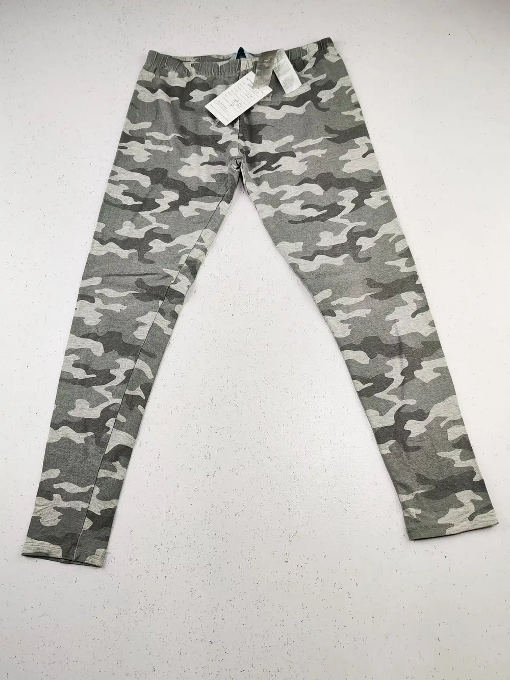 Buy online pre-used pre-loved 100% authentic & Original branded Primark (BB-1569) available in Pakistan. Top international brands avilable.