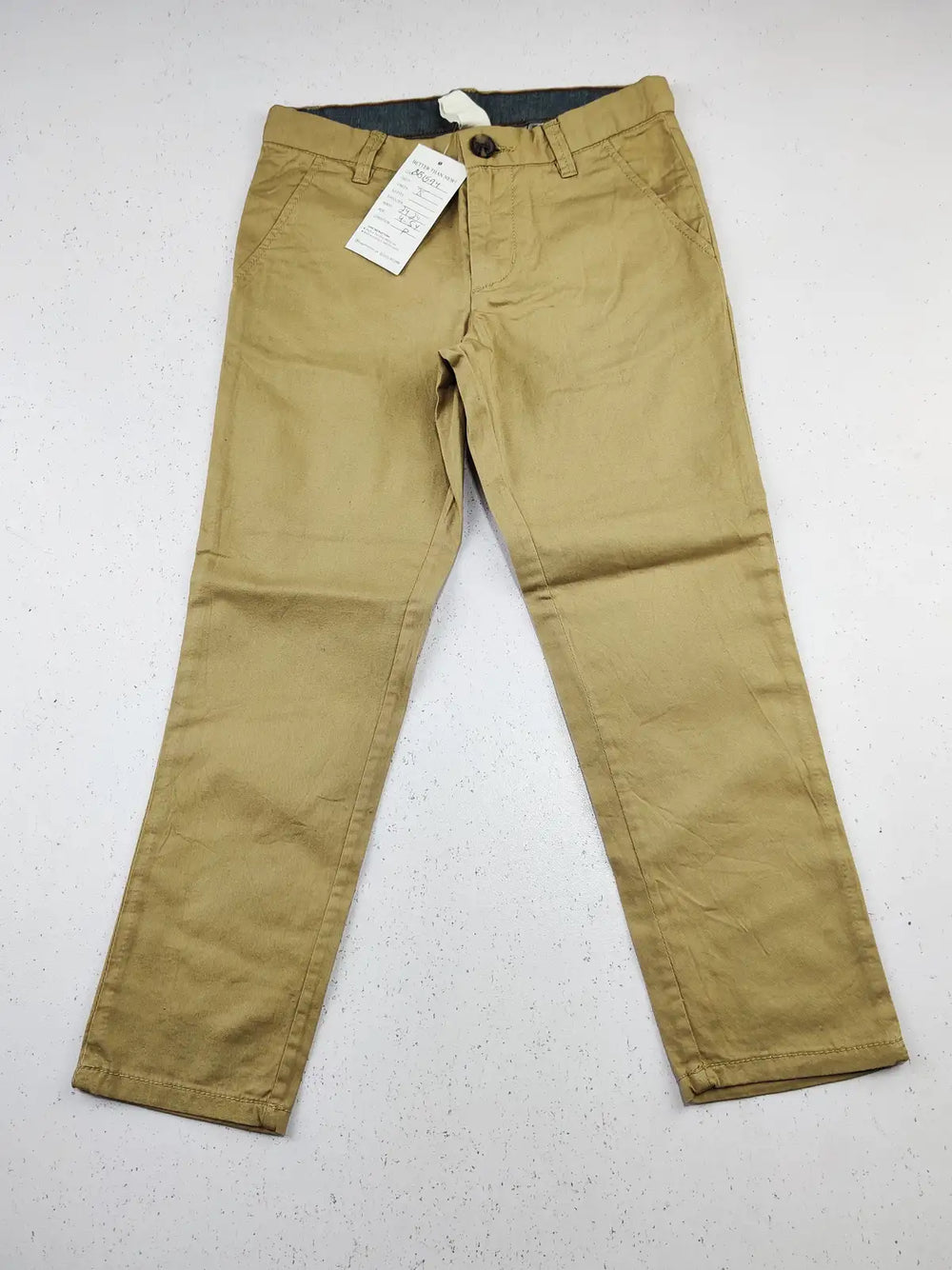 Buy online pre-used pre-loved 100% authentic & Original branded H&M (BB-1594) available in Pakistan. Top international brands avilable.