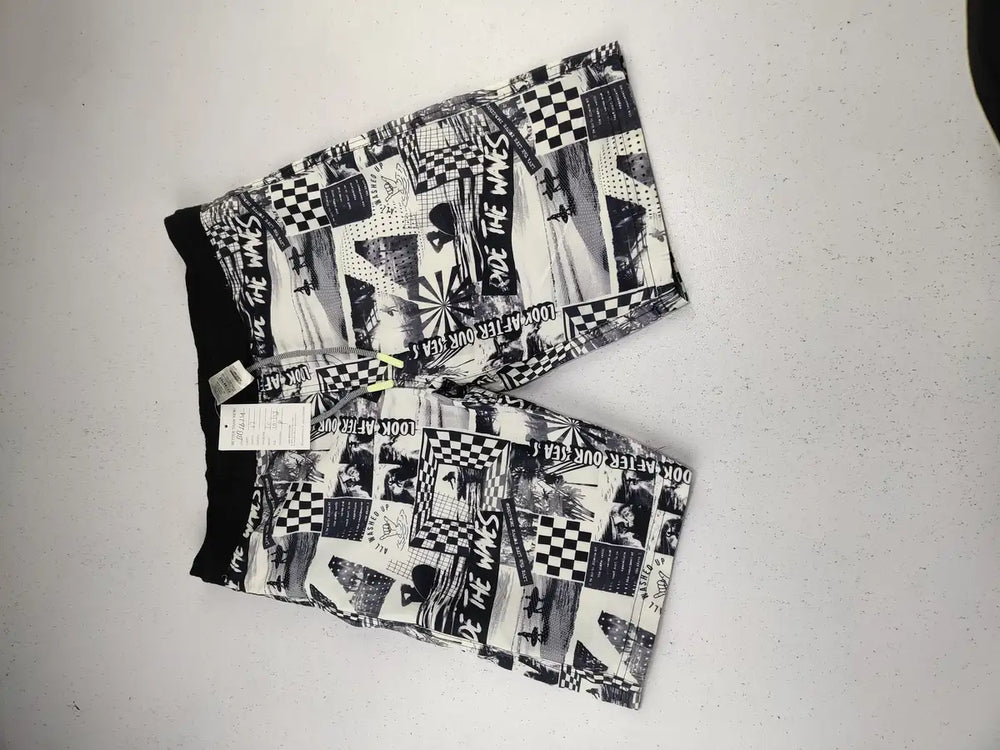 Buy online pre-used pre-loved 100% authentic & Original branded Marks & Spencer (BB-1614) available in Pakistan. Top international brands avilable.