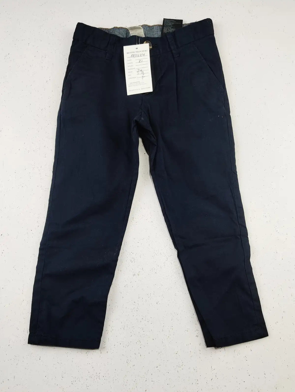 Buy online pre-used pre-loved 100% authentic & Original branded H&M (BB-1624) available in Pakistan. Top international brands avilable.