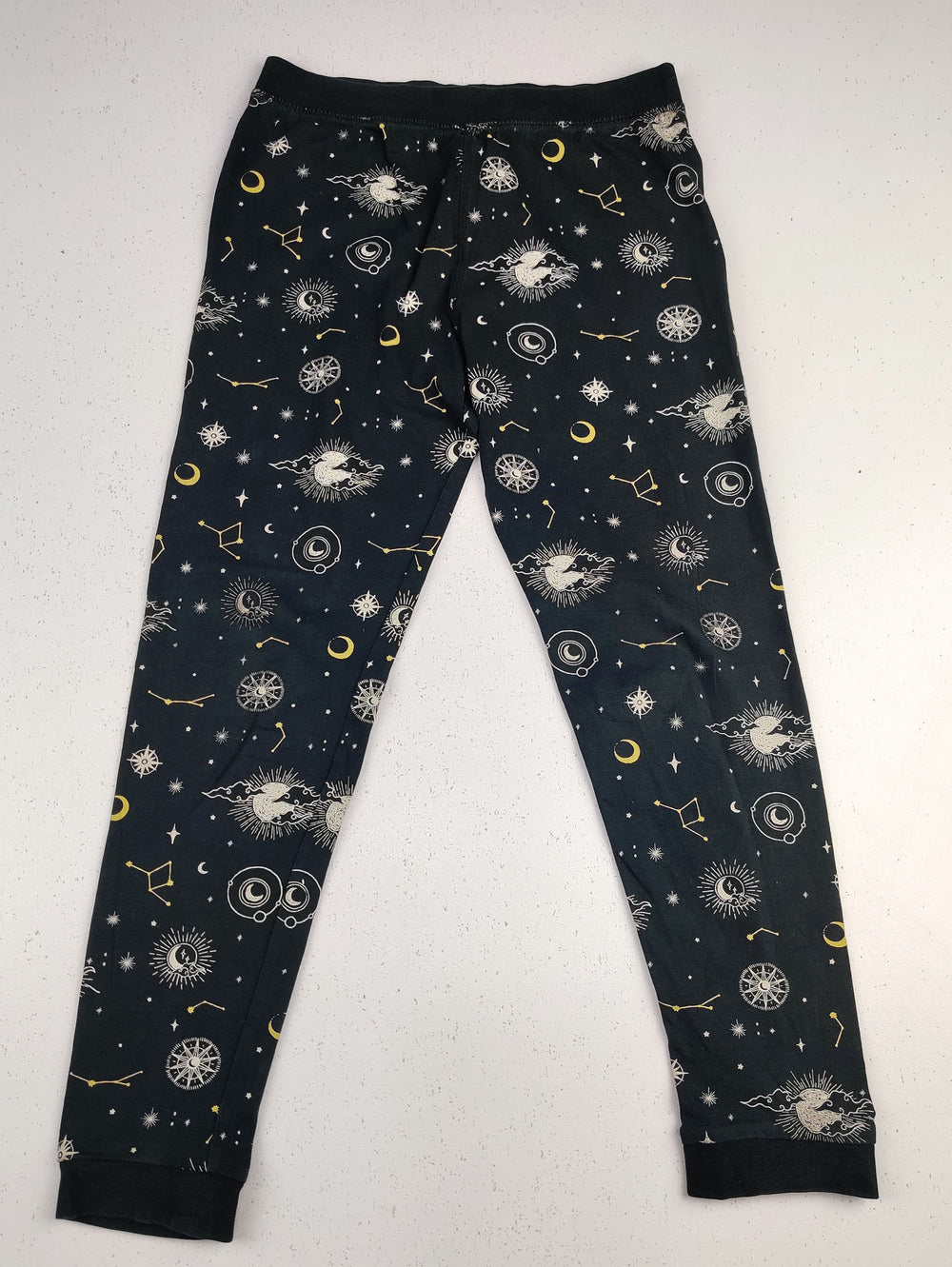 Buy online pre-used pre-loved 100% authentic & Original branded Marks & Spencer (BB-316) available in Pakistan. Top international brands avilable.