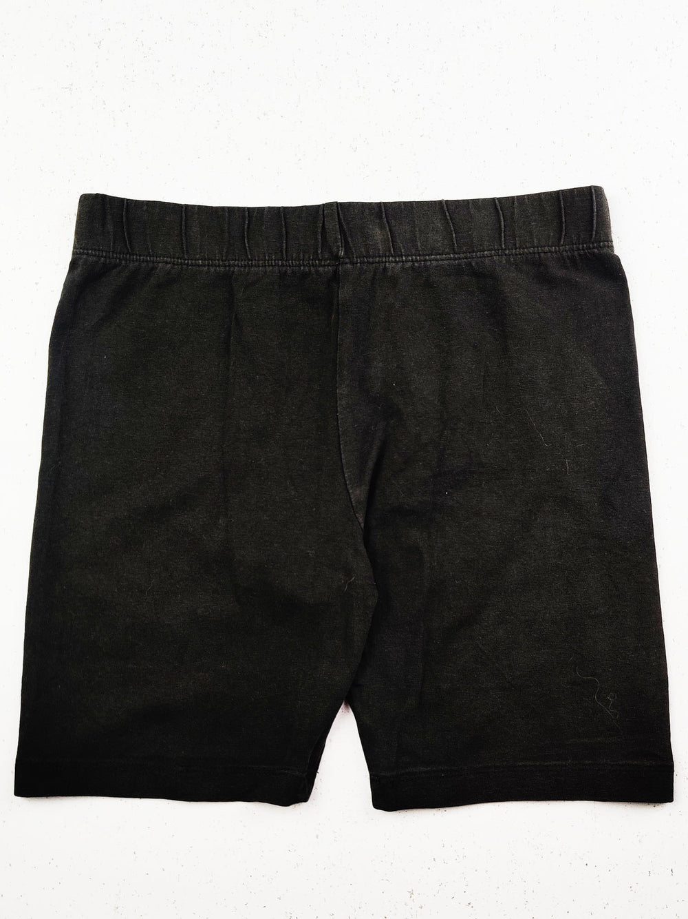 Buy online pre-used pre-loved 100% authentic & Original branded Nutmeg (BB-496) available in Pakistan. Top international brands avilable.