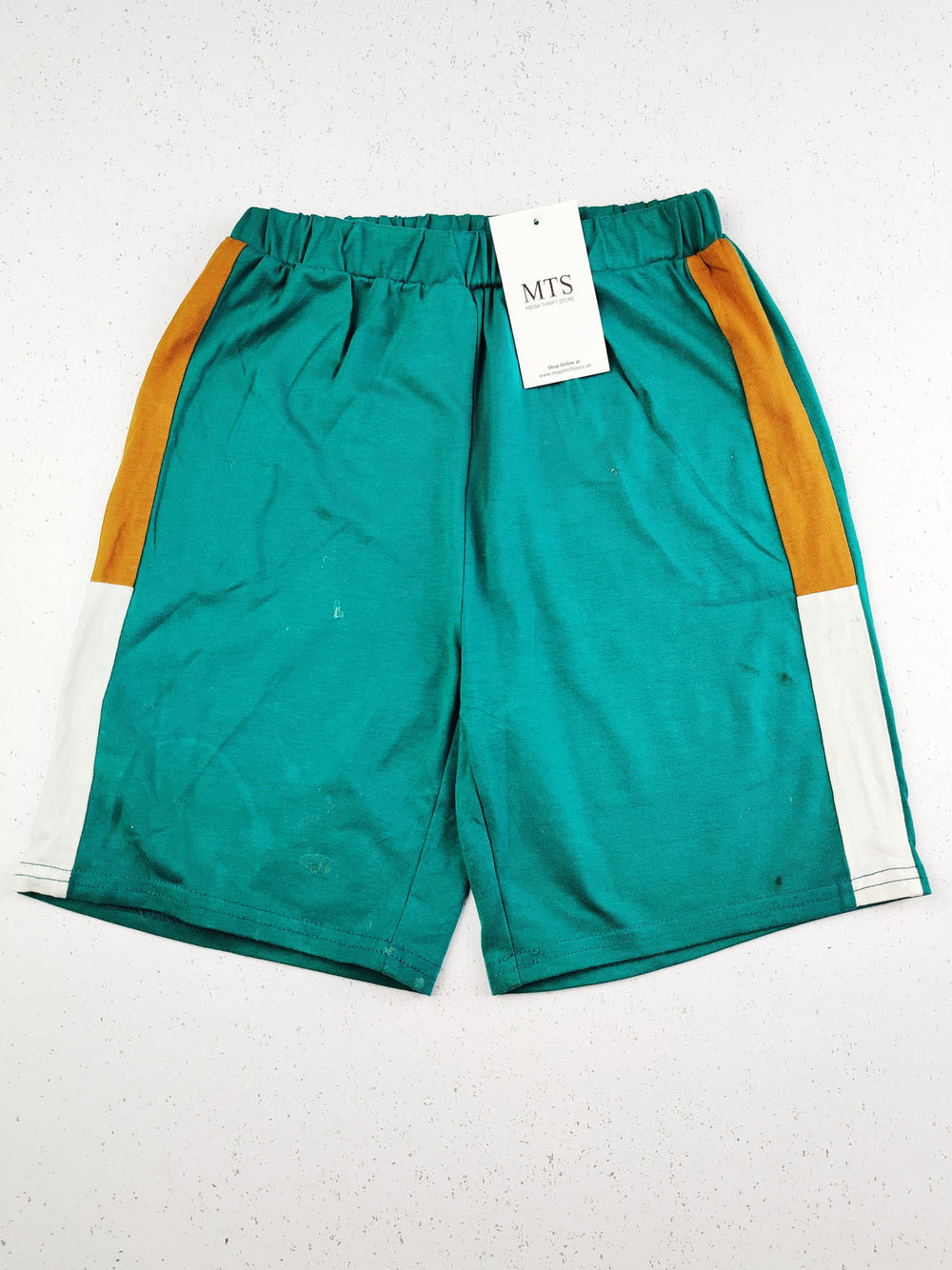 Buy online pre-used pre-loved 100% authentic & Original branded Shein (BB-563) available in Pakistan. Top international brands avilable.