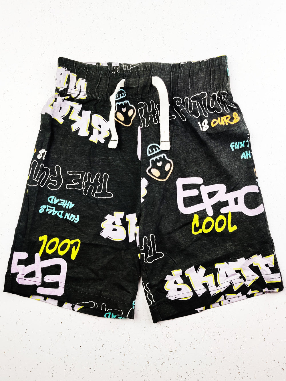 Buy online pre-used pre-loved 100% authentic & Original branded Unknown Brand (BB-594) available in Pakistan. Top international brands avilable.