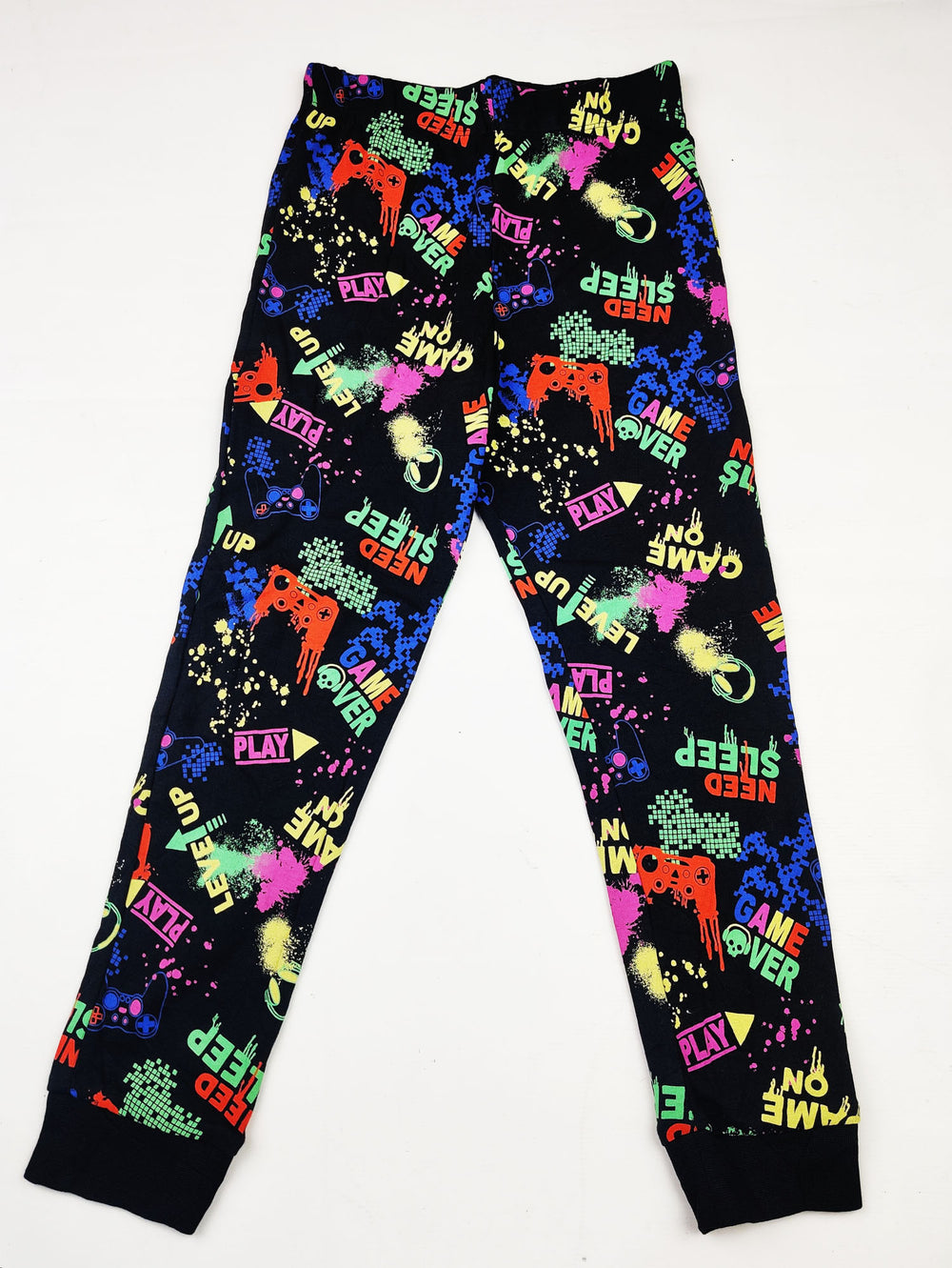 Buy online pre-used pre-loved 100% authentic & Original branded F&F (BB-644) available in Pakistan. Top international brands avilable.