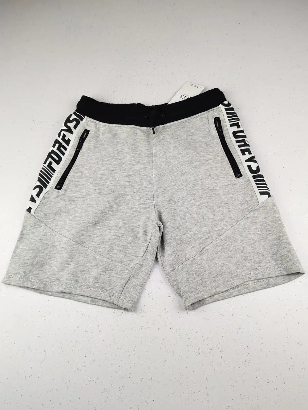 Buy online pre-used pre-loved 100% authentic & Original branded H&M (BB-776) available in Pakistan. Top international brands avilable.