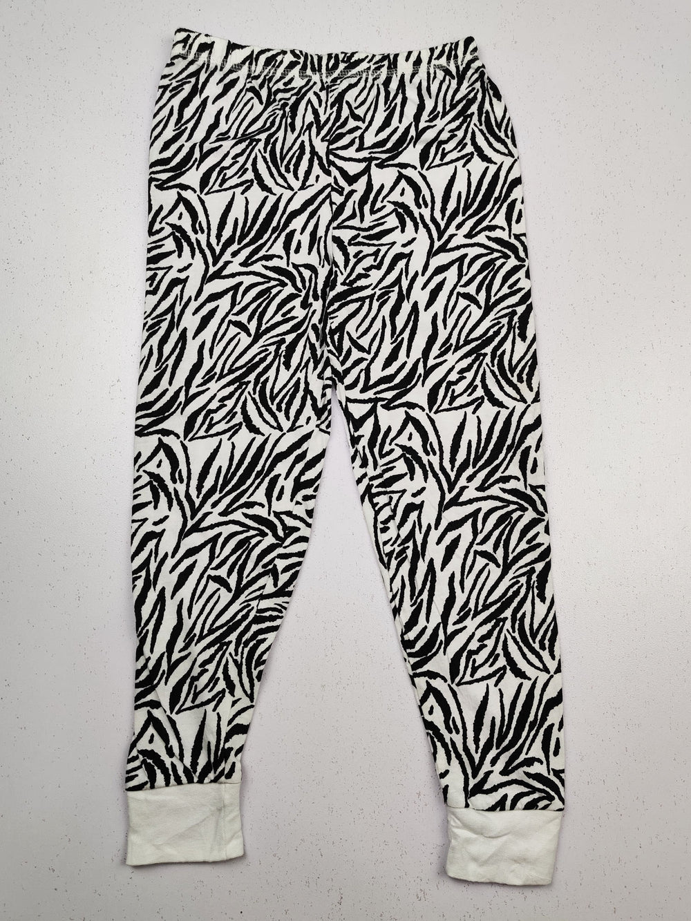 Buy online pre-used pre-loved 100% authentic & Original branded George (BB-86) available in Pakistan. Top international brands avilable.