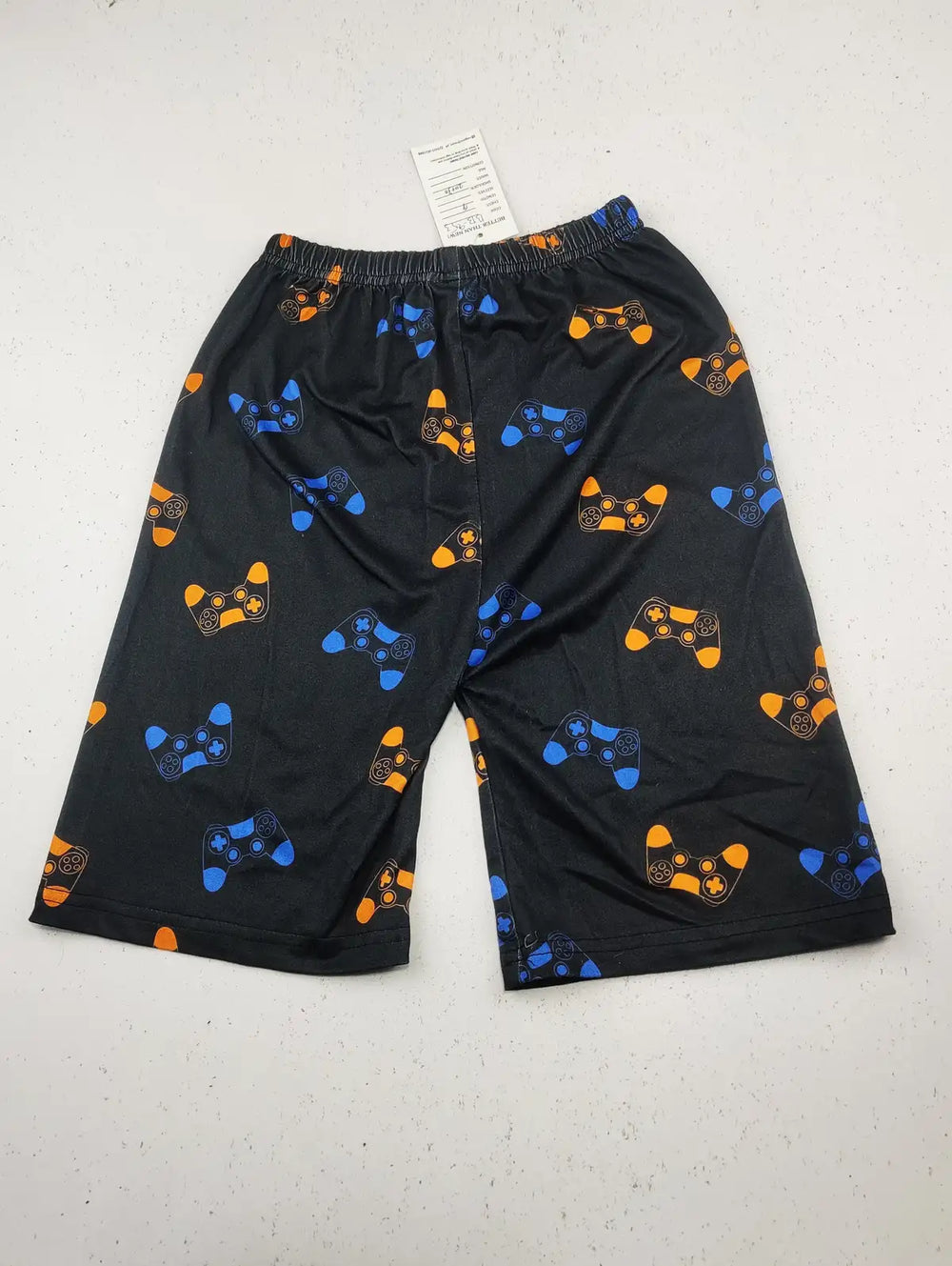 Buy online pre-used pre-loved 100% authentic & Original branded Unknown Brand (BB-953) available in Pakistan. Top international brands avilable.