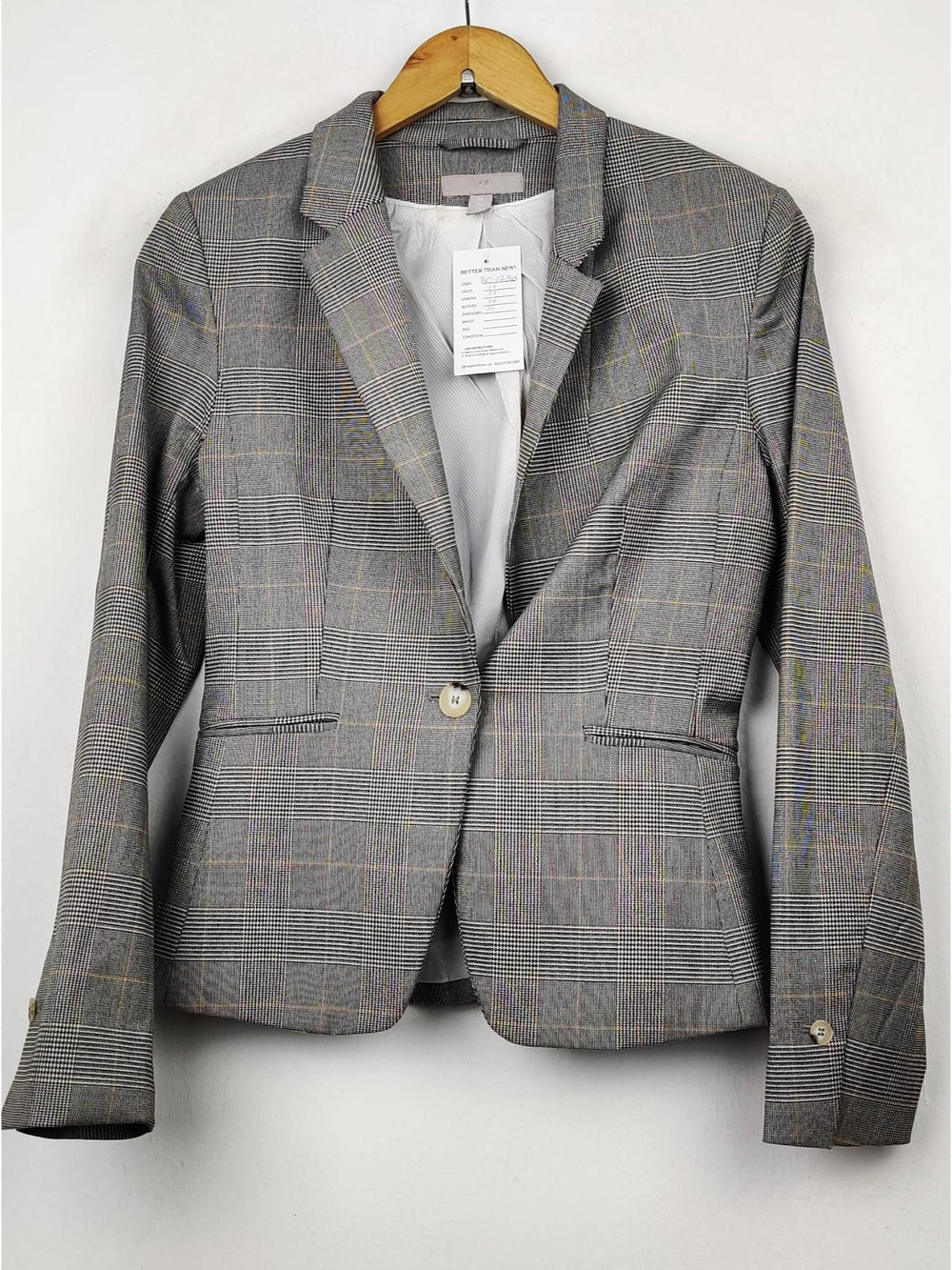 Buy online pre-used pre-loved 100% authentic & Original branded H&M (BC-1230) available in Pakistan. Top international brands avilable.