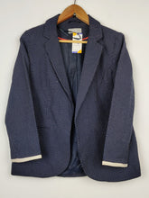 Buy online pre-used pre-loved 100% authentic & Original branded Wallis (BC-1296) available in Pakistan. Top international brands avilable.