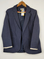 Buy online pre-used pre-loved 100% authentic & Original branded Wallis (BC-1296) available in Pakistan. Top international brands avilable.