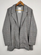 Buy online pre-used pre-loved 100% authentic & Original branded Esmara (BC-1319) available in Pakistan. Top international brands avilable.