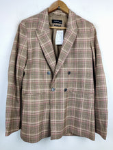 Buy online pre-used pre-loved 100% authentic & Original branded Reserved (BC-1405) available in Pakistan. Top international brands avilable.