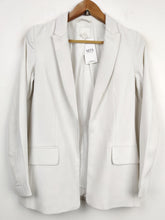 Buy online pre-used pre-loved 100% authentic & Original branded H&M (BC-1441) available in Pakistan. Top international brands avilable.