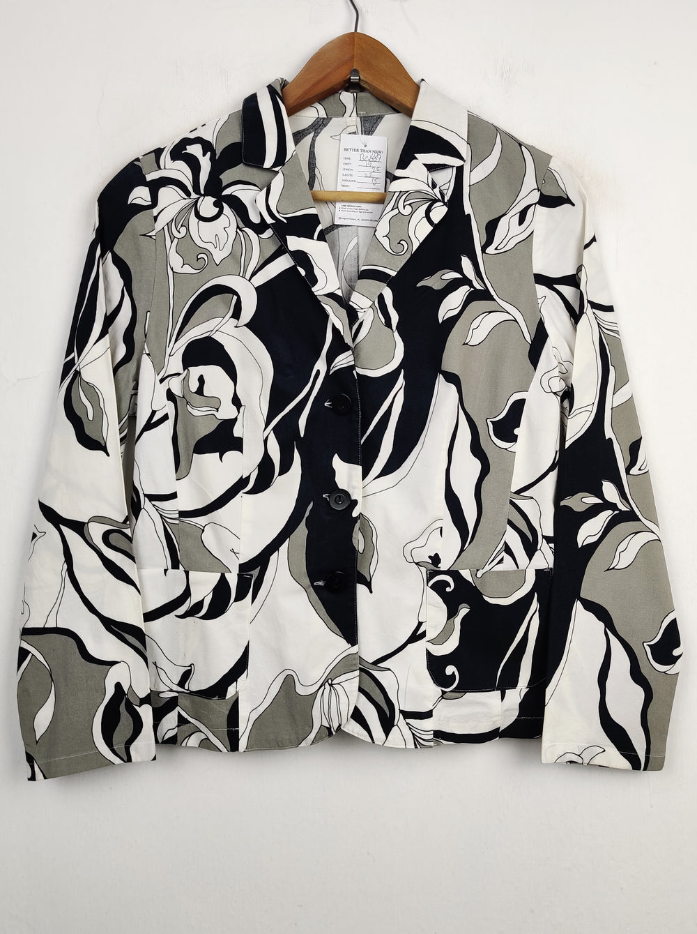 Buy online pre-used pre-loved 100% authentic & Original branded Unknown Brand (BC-1489) available in Pakistan. Top international brands avilable.