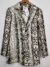 Buy online pre-used pre-loved 100% authentic & Original branded Miss Cix (BC-1536) available in Pakistan. Top international brands avilable.