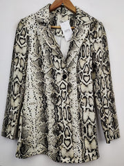 Buy online pre-used pre-loved 100% authentic & Original branded Miss Cix (BC-1536) available in Pakistan. Top international brands avilable.