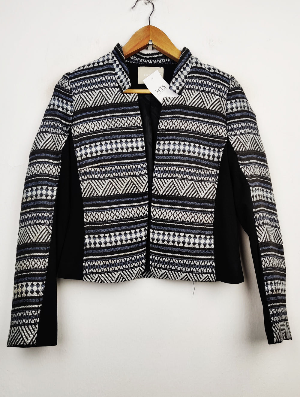 Buy online pre-used pre-loved 100% authentic & Original branded Orsay (BC-1544) available in Pakistan. Top international brands avilable.