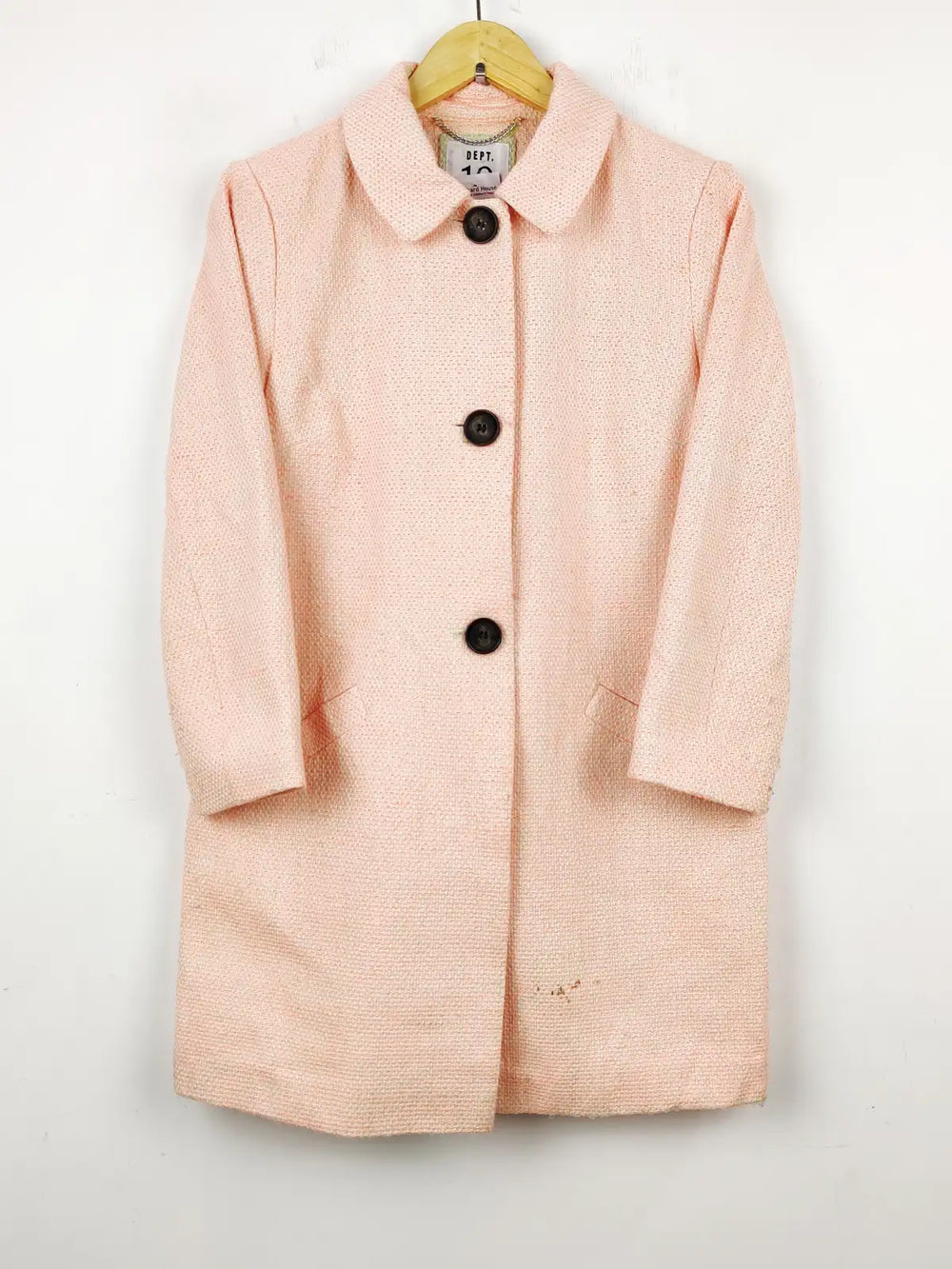 Buy online pre-used pre-loved 100% authentic & Original branded Dept 19 (BC-1612) available in Pakistan. Top international brands avilable.