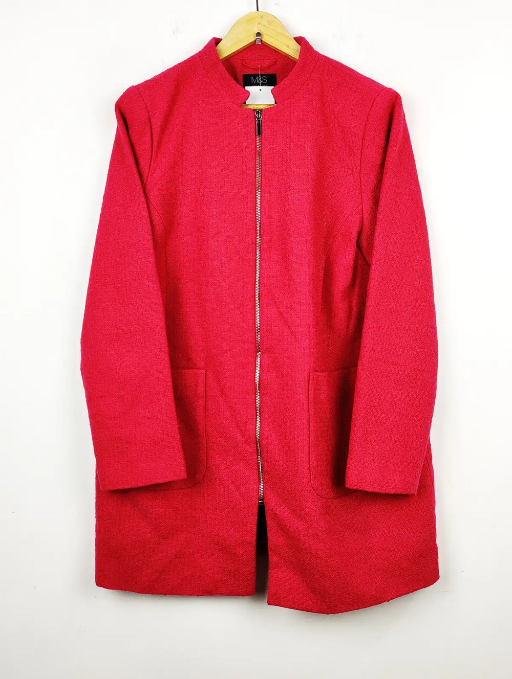 Buy online pre-used pre-loved 100% authentic & Original branded Marks & Spencer (BC-1614) available in Pakistan. Top international brands avilable.