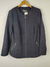 Barbara Lebek (BC-838)