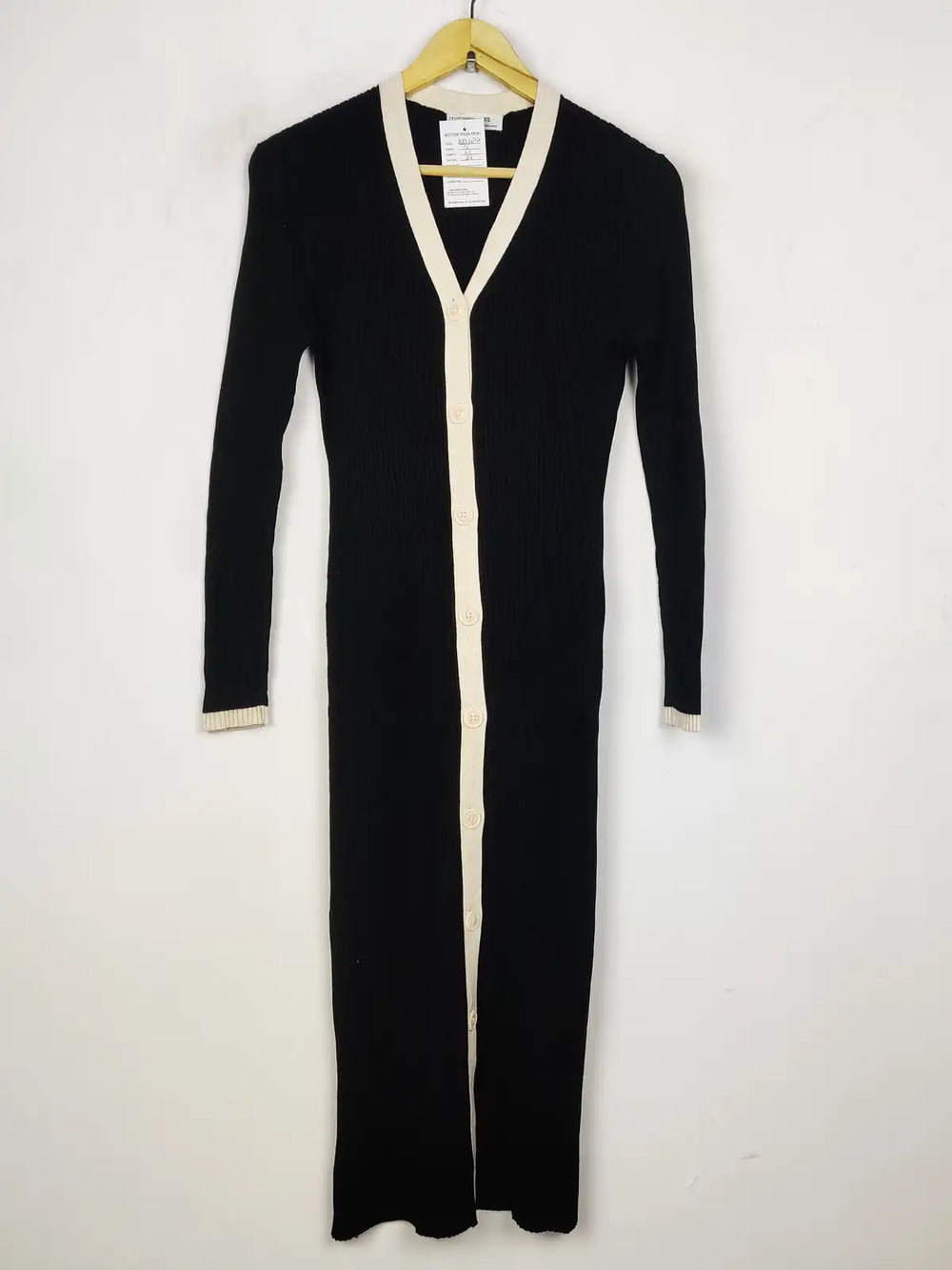 Buy online pre-used pre-loved 100% authentic & Original branded Primark (BD-1042) available in Pakistan. Top international brands avilable.