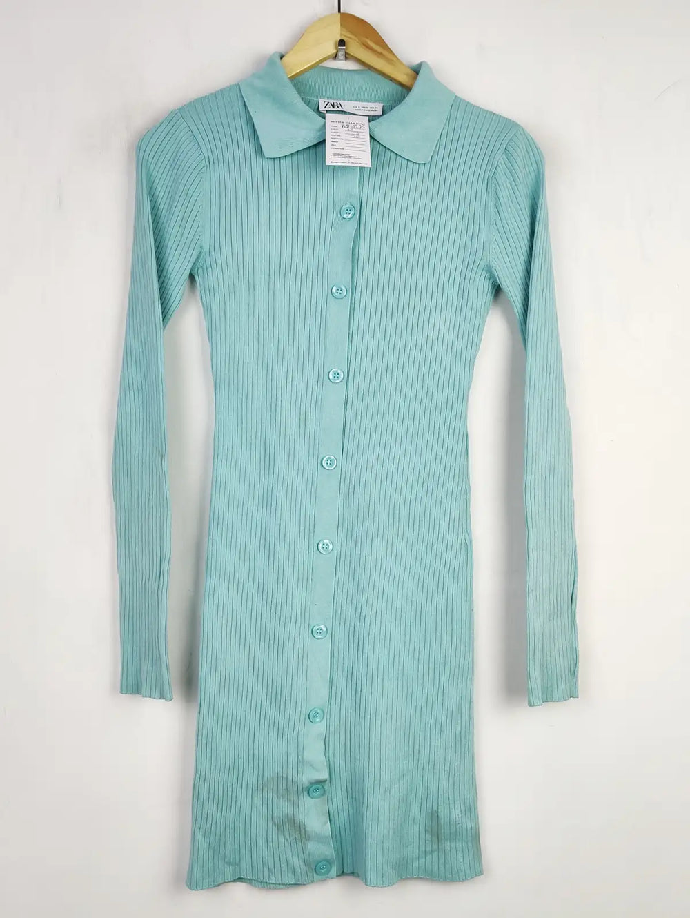 Buy online pre-used pre-loved 100% authentic & Original branded Zara (BD-1275) available in Pakistan. Top international brands avilable.