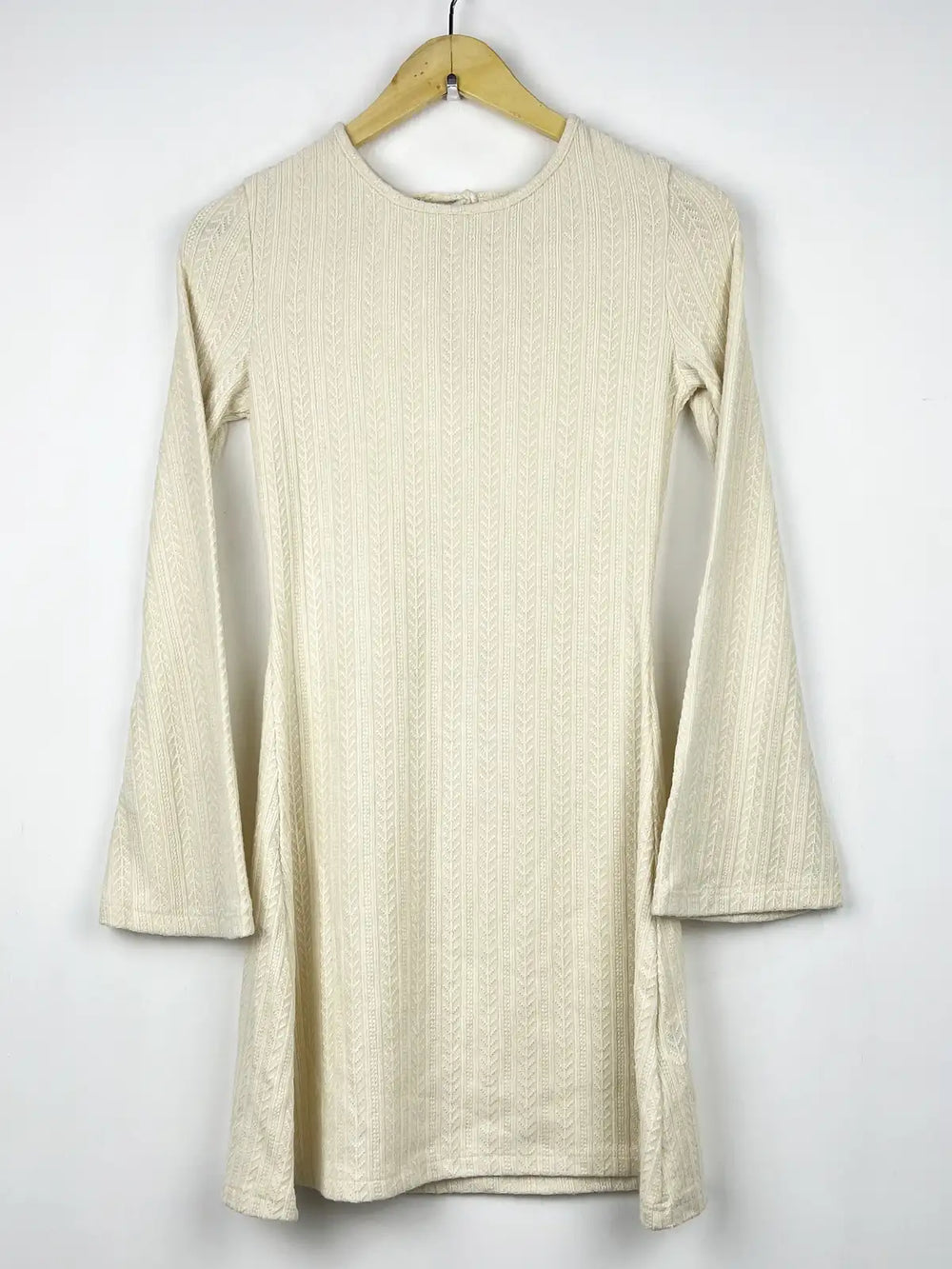 Buy online pre-used pre-loved 100% authentic & Original branded Shein (BD-130) available in Pakistan. Top international brands avilable.