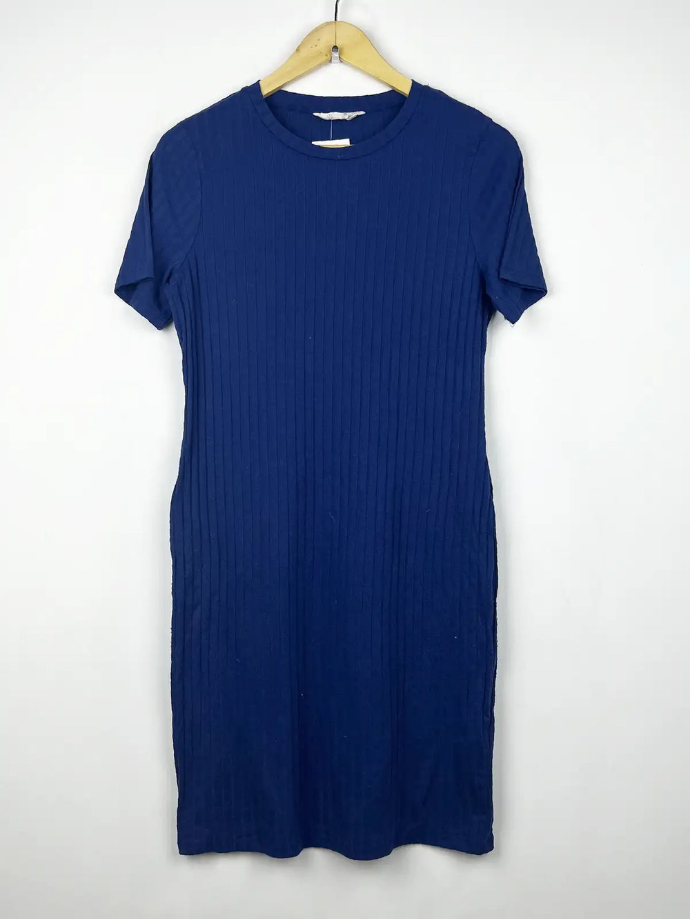 Buy online pre-used pre-loved 100% authentic & Original branded Primark (BD-131) available in Pakistan. Top international brands avilable.