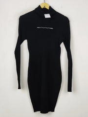 Buy online pre-used pre-loved 100% authentic & Original branded Prettylittlething (BD-1360) available in Pakistan. Top international brands avilable.