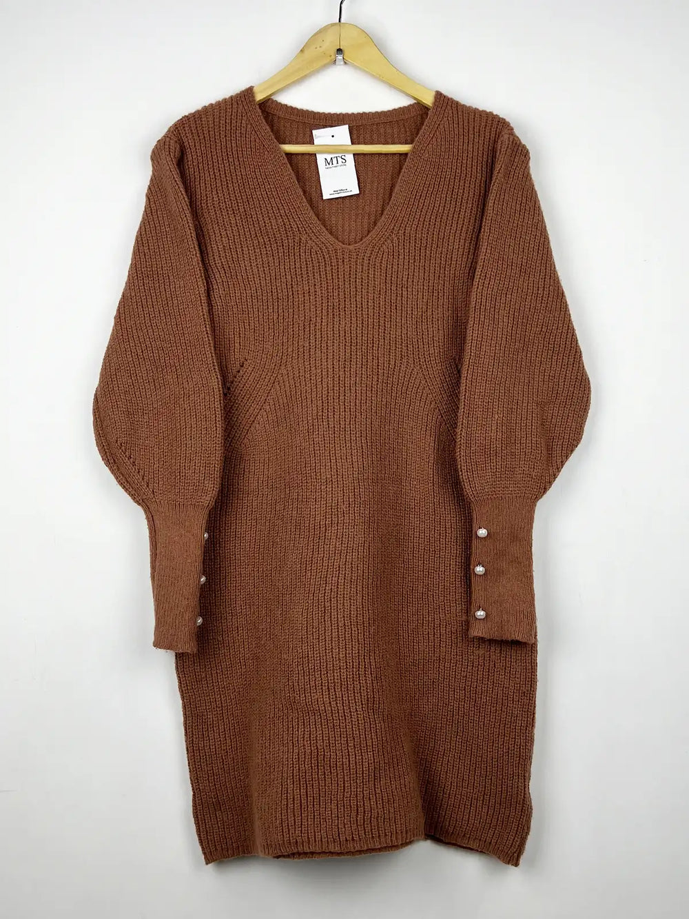 Buy online pre-used pre-loved 100% authentic & Original branded Shein (BD-138) available in Pakistan. Top international brands avilable.