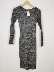 Buy online pre-used pre-loved 100% authentic & Original branded Miss Selfridge (BD-1418) available in Pakistan. Top international brands avilable.