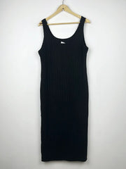 Buy online pre-used pre-loved 100% authentic & Original branded Unknown Brand (BD-143) available in Pakistan. Top international brands avilable.