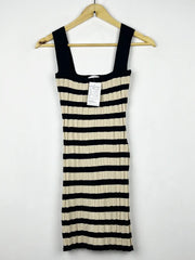 Buy online pre-used pre-loved 100% authentic & Original branded Wits The Label (BD-147) available in Pakistan. Top international brands avilable.