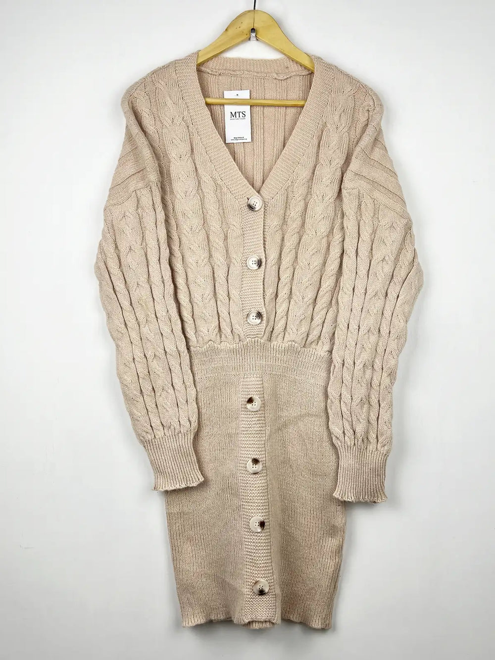 Buy online pre-used pre-loved 100% authentic & Original branded Unknown Brand (BD-150) available in Pakistan. Top international brands avilable.