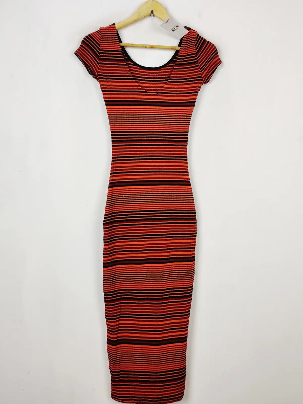 Buy online pre-used pre-loved 100% authentic & Original branded River Island (BD-1550) available in Pakistan. Top international brands avilable.