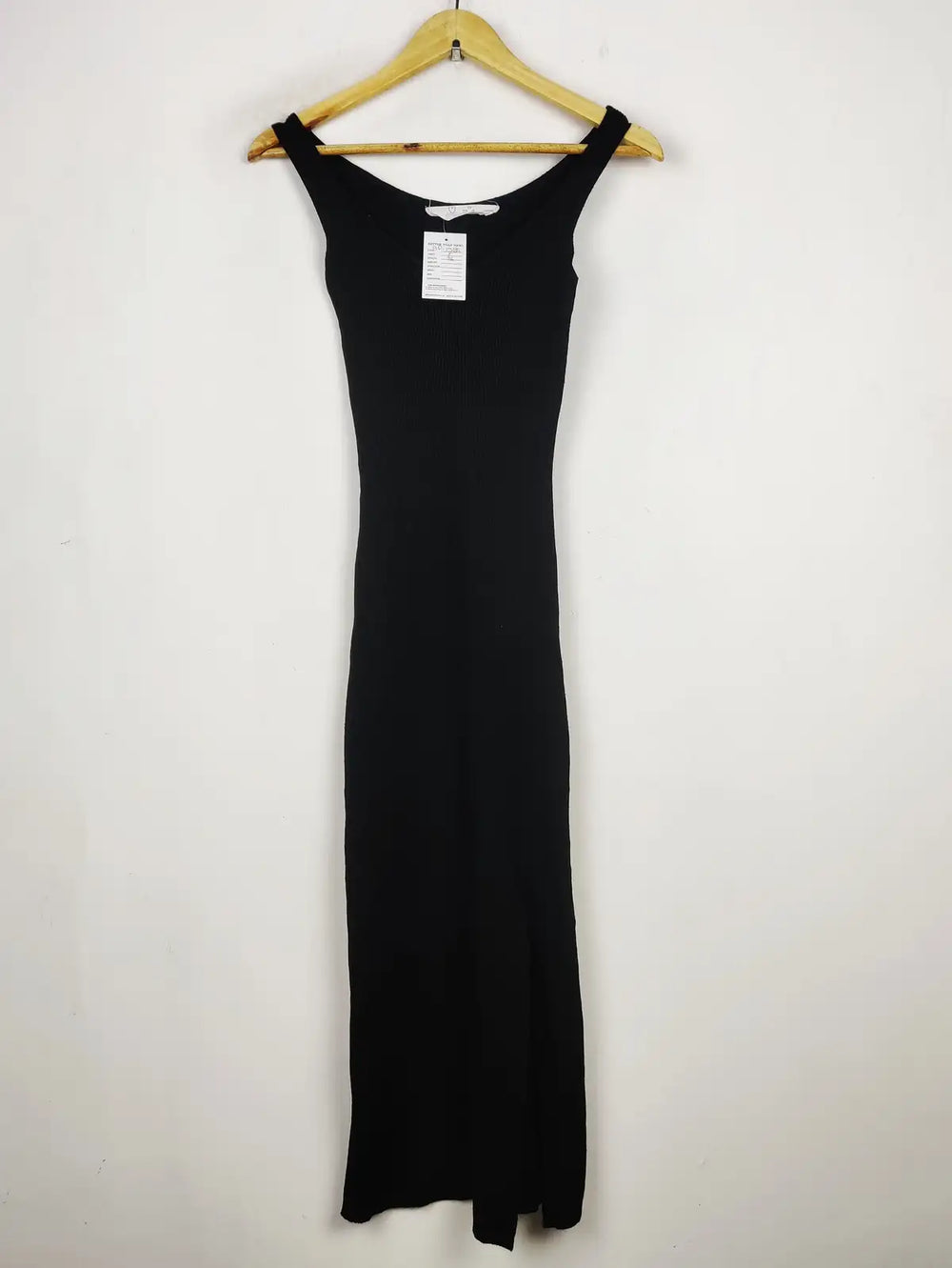 Buy online pre-used pre-loved 100% authentic & Original branded Primark (BD-1585) available in Pakistan. Top international brands avilable.