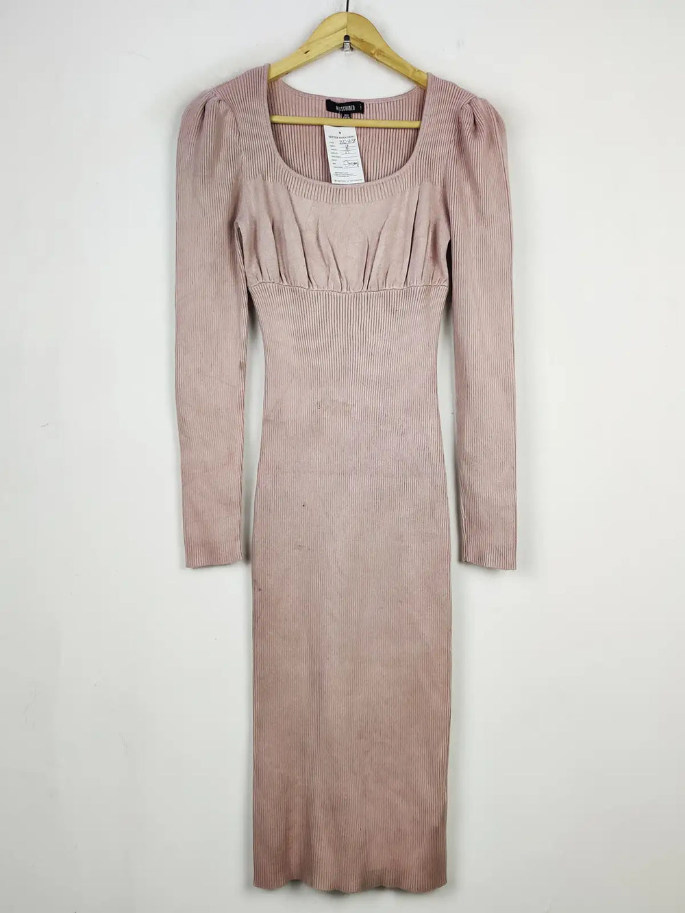 Buy online pre-used pre-loved 100% authentic & Original branded Missguided (BD-1639) available in Pakistan. Top international brands avilable.