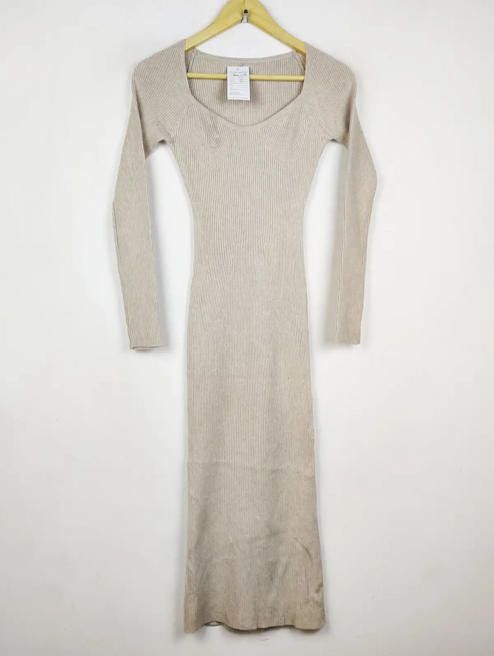 Buy online pre-used pre-loved 100% authentic & Original branded Shein (BD-1796) available in Pakistan. Top international brands avilable.
