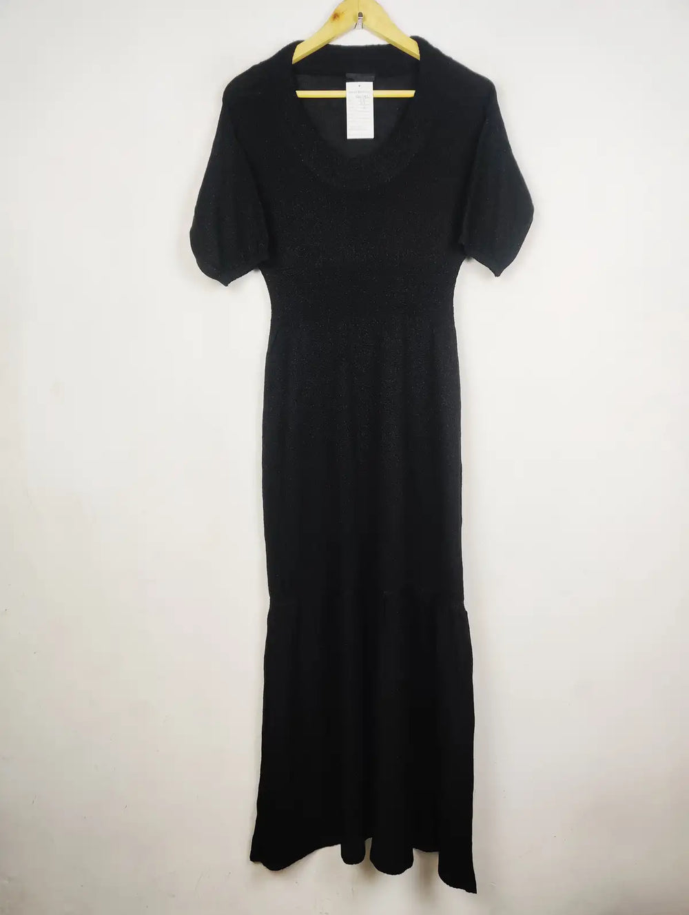 Buy online pre-used pre-loved 100% authentic & Original branded Mango (BD-1861) available in Pakistan. Top international brands avilable.