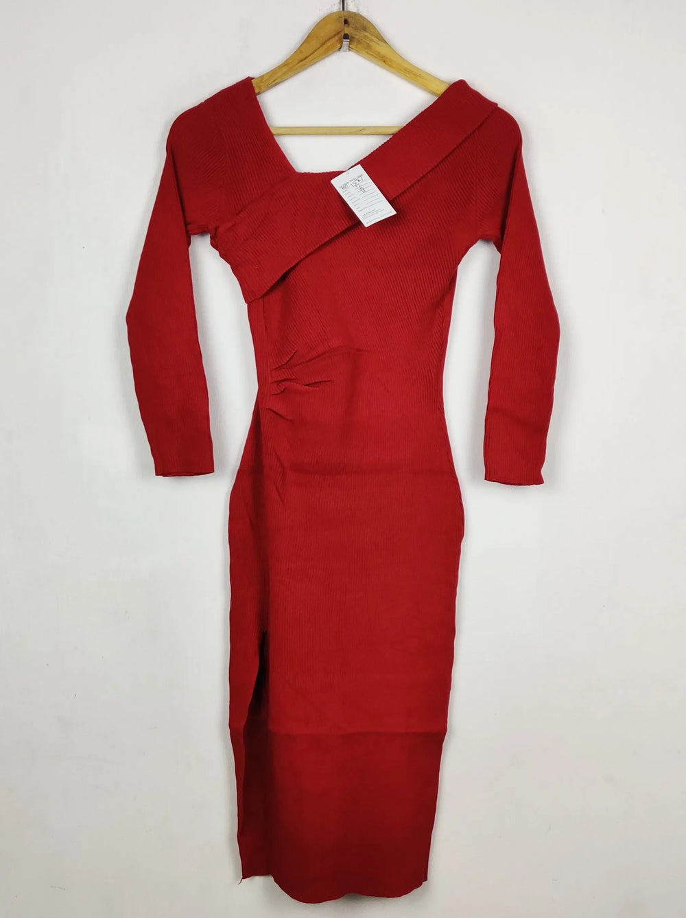 Buy online pre-used pre-loved 100% authentic & Original branded C (BD-1887) available in Pakistan. Top international brands avilable.