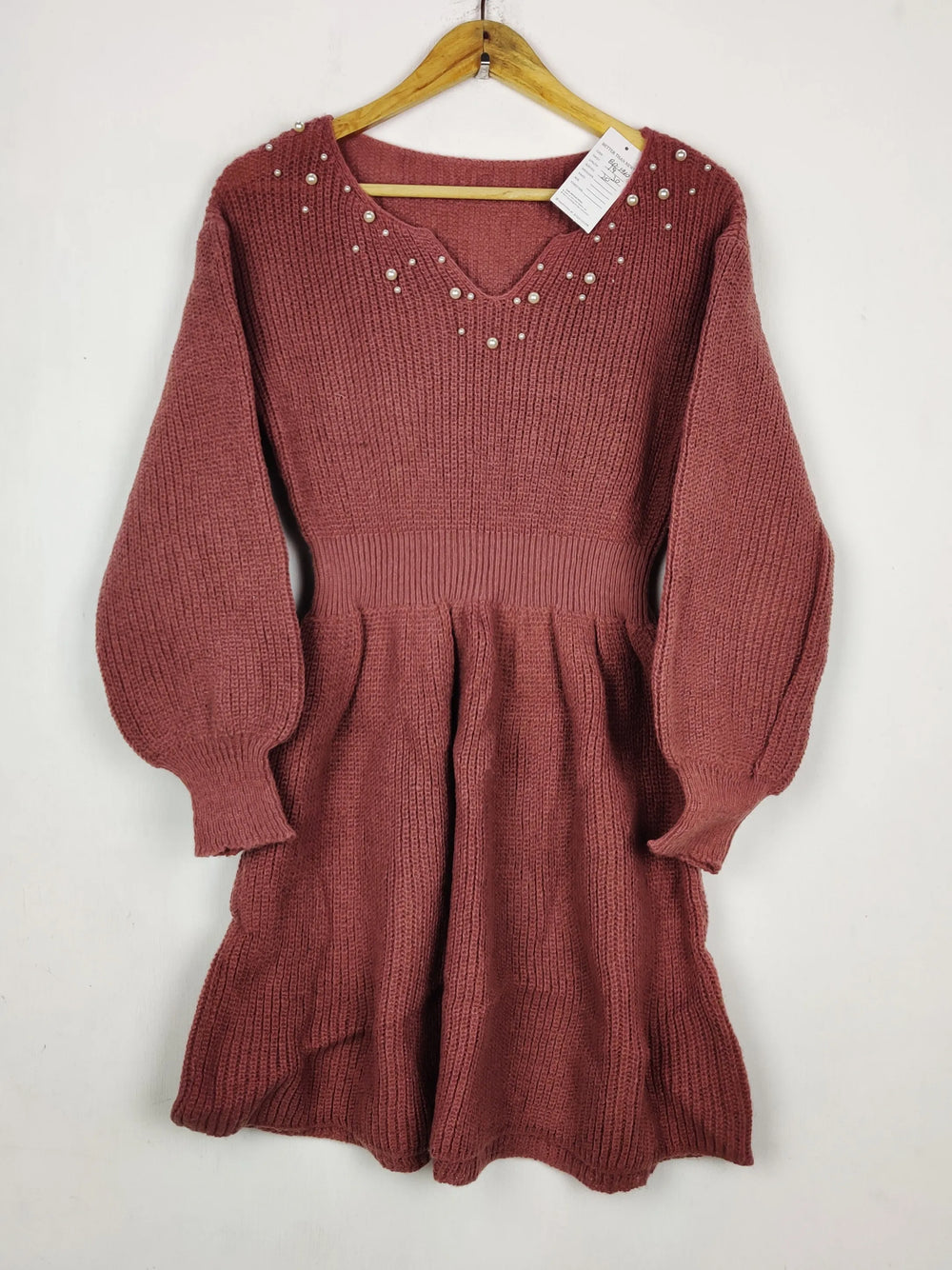 Buy online pre-used pre-loved 100% authentic & Original branded Unknown Brand (BD-1910) available in Pakistan. Top international brands avilable.