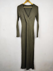 Buy online pre-used pre-loved 100% authentic & Original branded Unknown Brand (BD-1979) available in Pakistan. Top international brands avilable.
