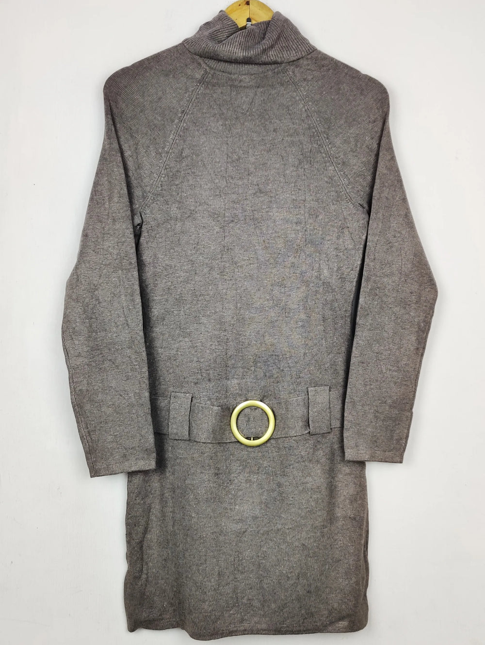 Buy online pre-used pre-loved 100% authentic & Original branded Unknown Brand (BD-2013) available in Pakistan. Top international brands avilable.