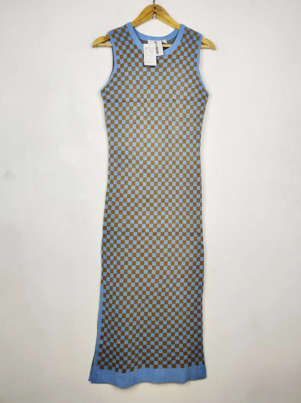 Buy online pre-used pre-loved 100% authentic & Original branded Collusion (BD-2014) available in Pakistan. Top international brands avilable.