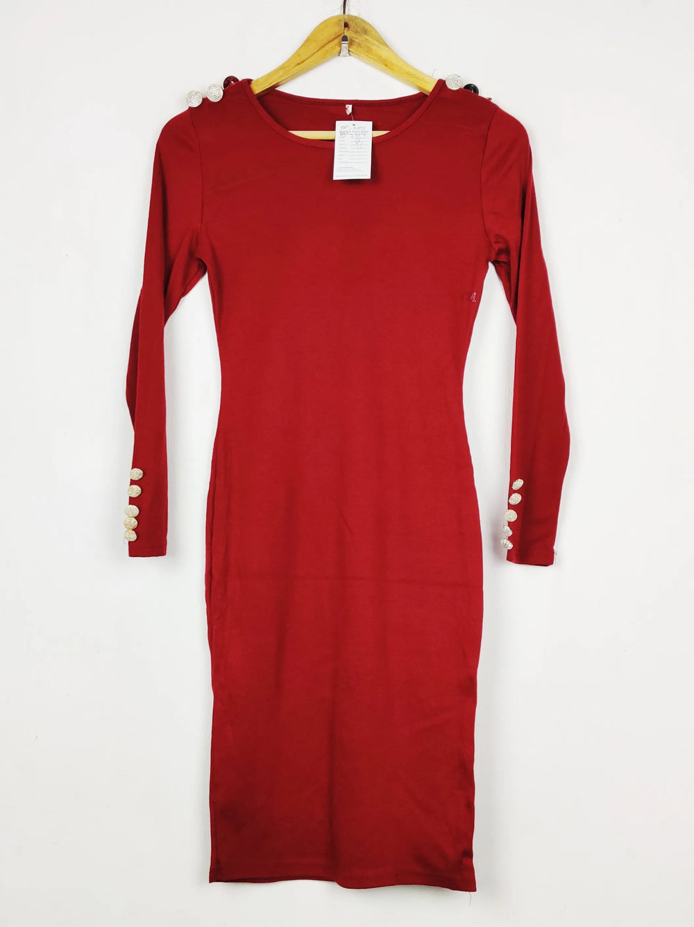 Buy online pre-used pre-loved 100% authentic & Original branded Unknown Brand (BD-2073) available in Pakistan. Top international brands avilable.