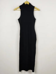 Buy online pre-used pre-loved 100% authentic & Original branded Zara (BD-213) available in Pakistan. Top international brands avilable.