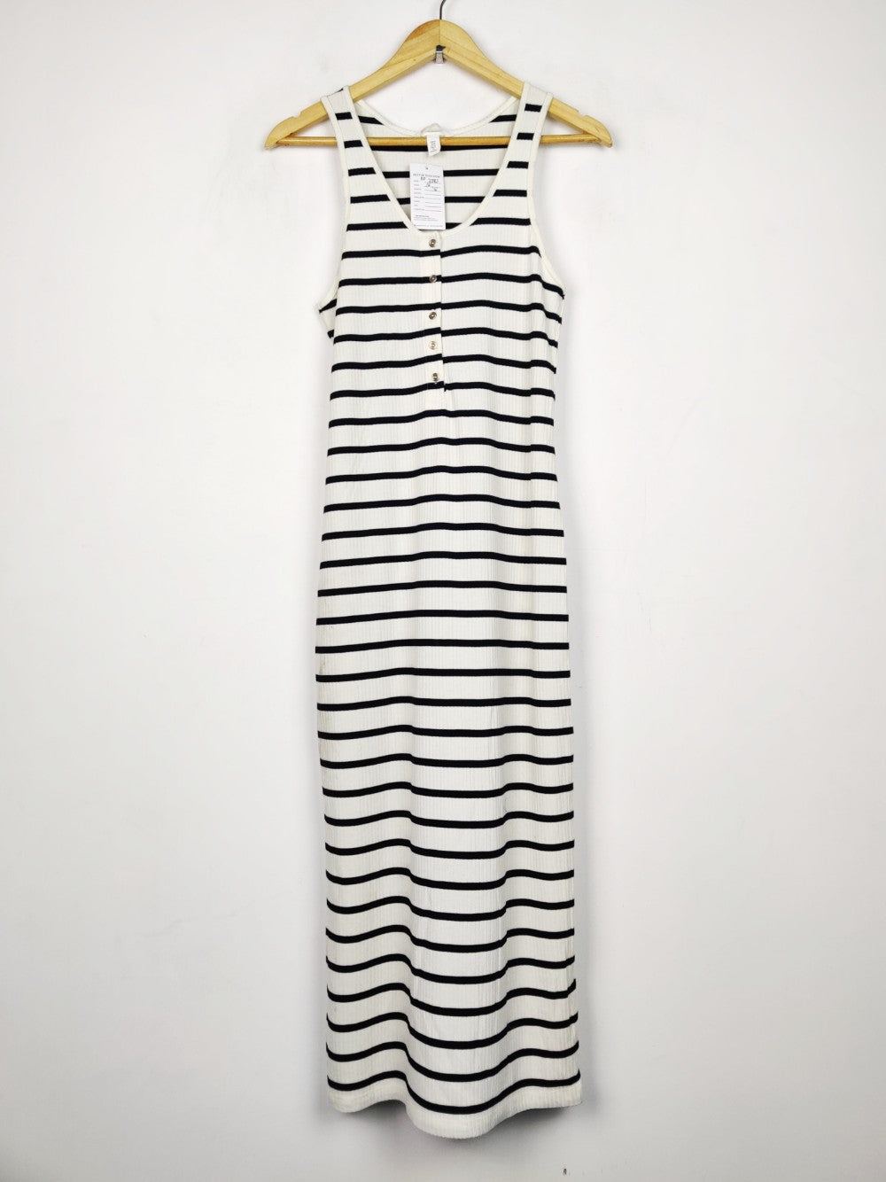 H&M (BD-2385)