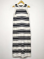 Dunnes Stores (BD-2400)